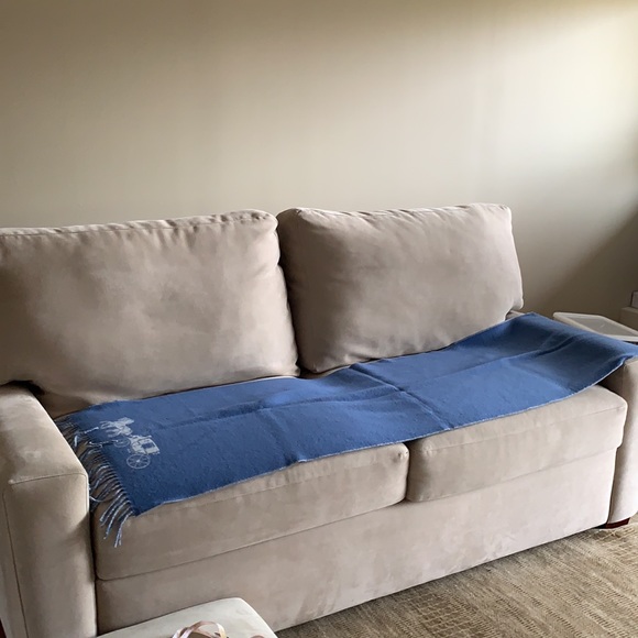 Woman COACH shawl/scarf - Picture 3 of 7